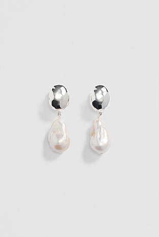 Molten Pearl Drop Earring