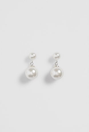 Mini Pearl Drop Earring