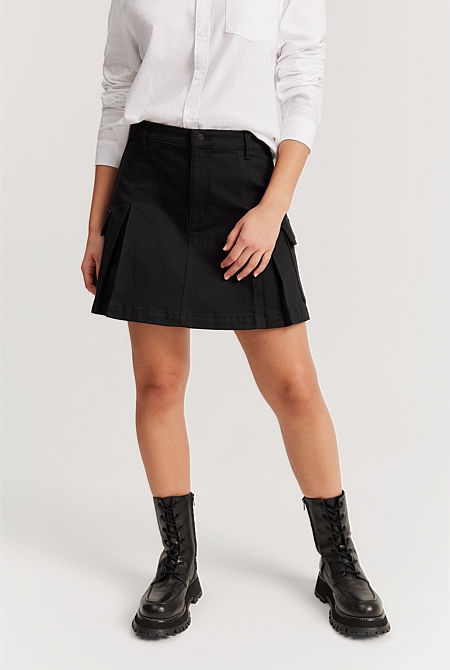 Country road outlet white pleated skirt