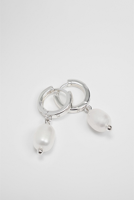 Ava Mini Pearl Hoop Earring
