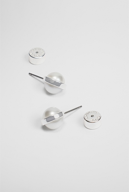 Pearl Stud Earring