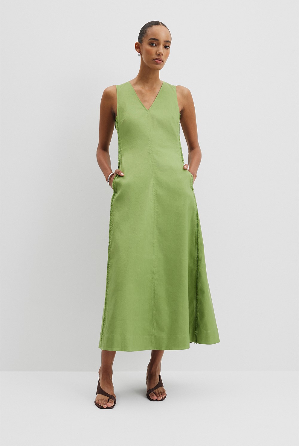 Kiwi V-Neck Maxi Dress - Event | Country Road