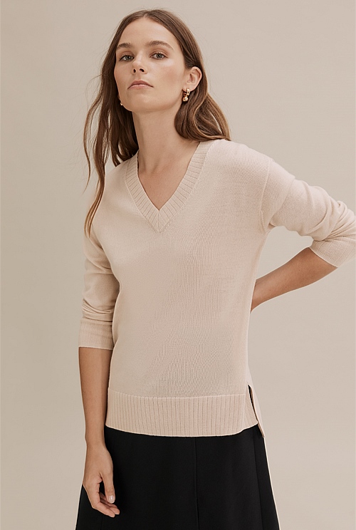 Hazelwood Verified Australian Merino Wool V-Neck Knit - Natural