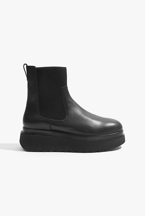 Country road chelsea boots hotsell