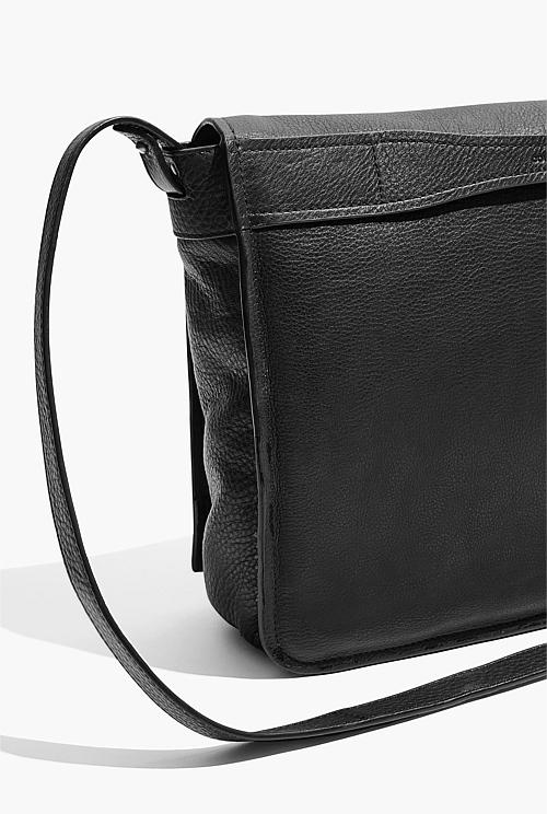 Black Bedford Messenger Bags Country Road